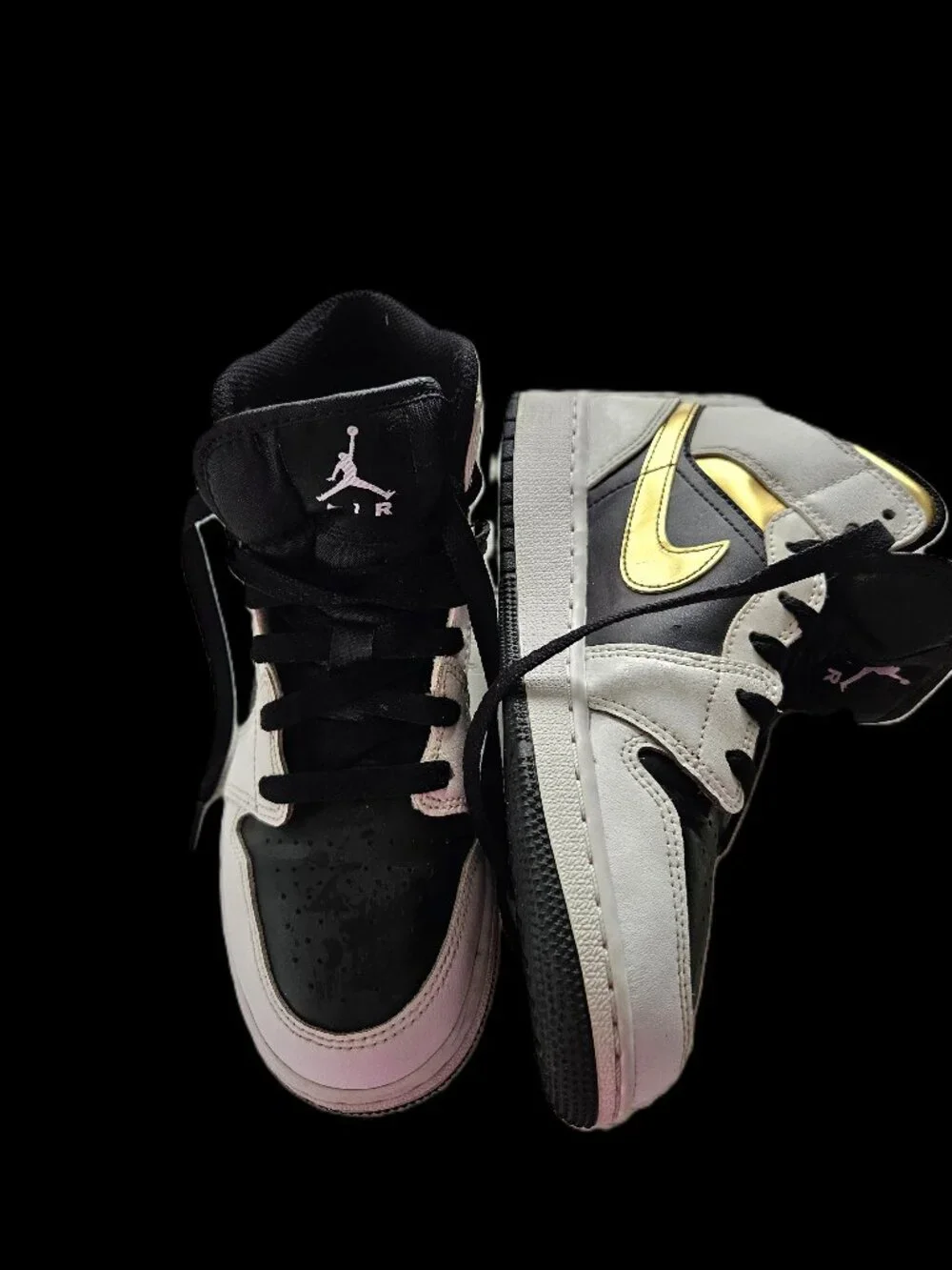 Jordan 1 Mid GS White/Gold/Black – 5.5Y